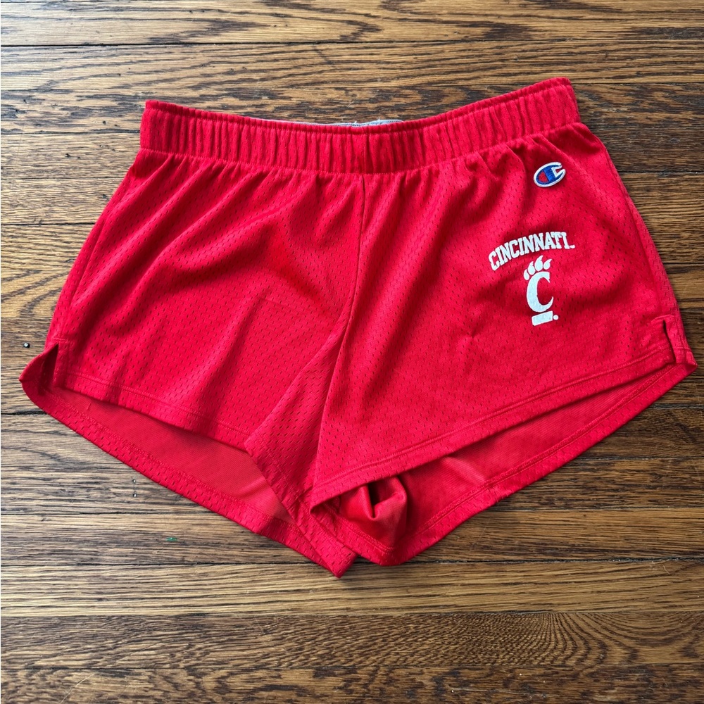 CINCINNATI BEARCATS UNIVERSITY OF CINCINNATI VINTAGE Champion Women's Red Shorts